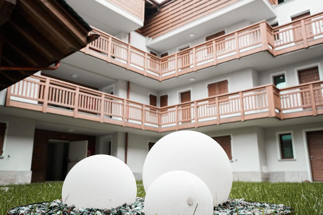 Ai Suma Residence Борміо Екстер'єр фото